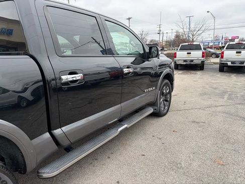 Used 2021 Nissan Titan Platinum Reserve w/ Moonroof Package AWD/4WD image 12