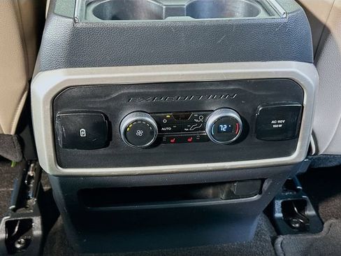 Certified 2023 Ford Expedition Limited image 21