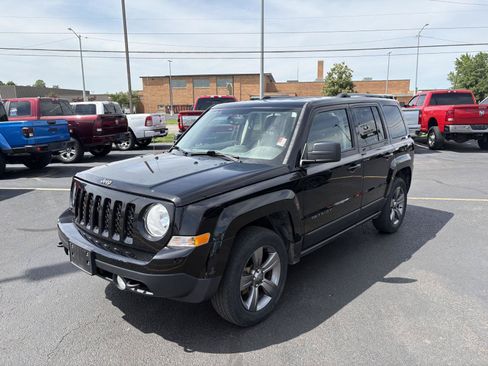 Used 2017 Jeep Patriot Sport w/ Power Value Group AWD/4WD image 17