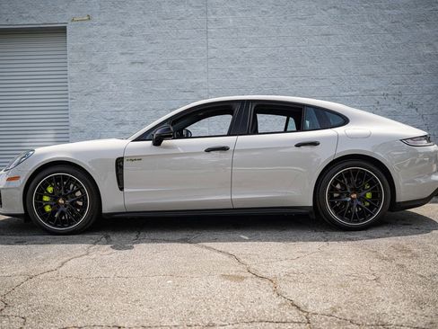 Used 2023 Porsche Panamera 4 Platinum Edition AWD/4WD image 10