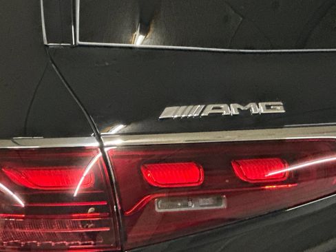 New 2026 Mercedes-Benz GLS 63 AMG 4MATIC image 12