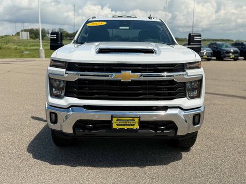 Used 2025 Chevrolet Silverado 3500 LT w/ All Star Edition AWD/4WD image 2