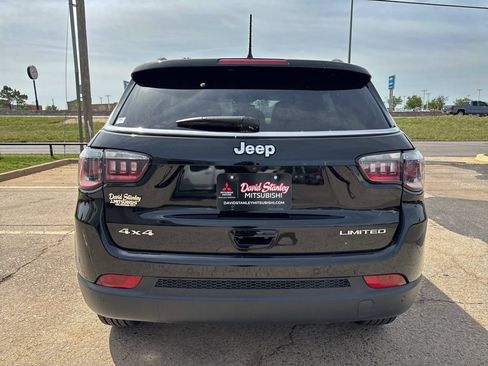 Used 2025 Jeep Compass Limited AWD/4WD image 5