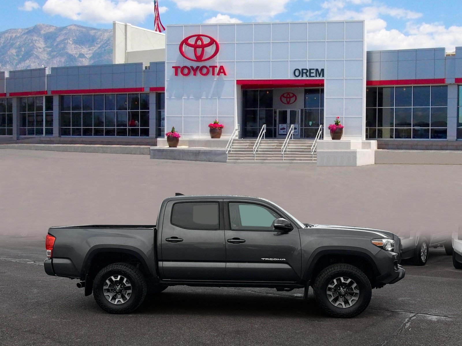 Used 2019 Toyota Tacoma TRD Off-Road w/ Technology Package AWD/4WD image 3