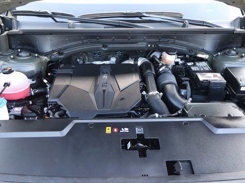 Used 2025 Hyundai Santa Fe SEL AWD/4WD image 18
