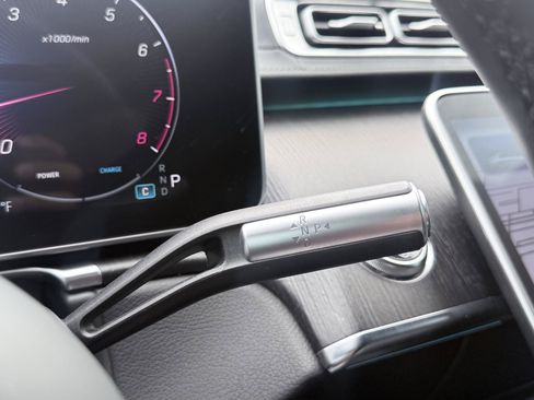 Used 2023 Mercedes-Benz S 500 4MATIC w/ AMG Line image 65