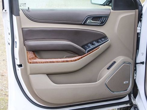 Used 2020 Chevrolet Tahoe Premier image 19