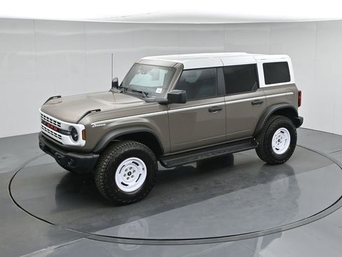 New 2026 Ford Bronco Heritage Edition AWD/4WD image 39