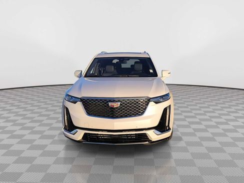 Used 2024 Cadillac XT6 Premium Luxury w/ LPO, Floor Liner Package AWD/4WD image 3