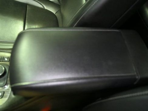 Used 2023 GMC Acadia SLT image 22