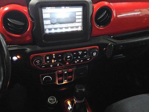 Used 2020 Jeep Wrangler Unlimited Sport image 13