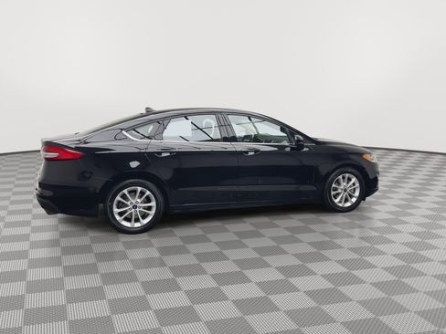 Used 2020 Ford Fusion SE image 35