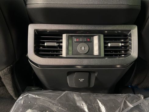 New 2026 Ford F250 Platinum image 37