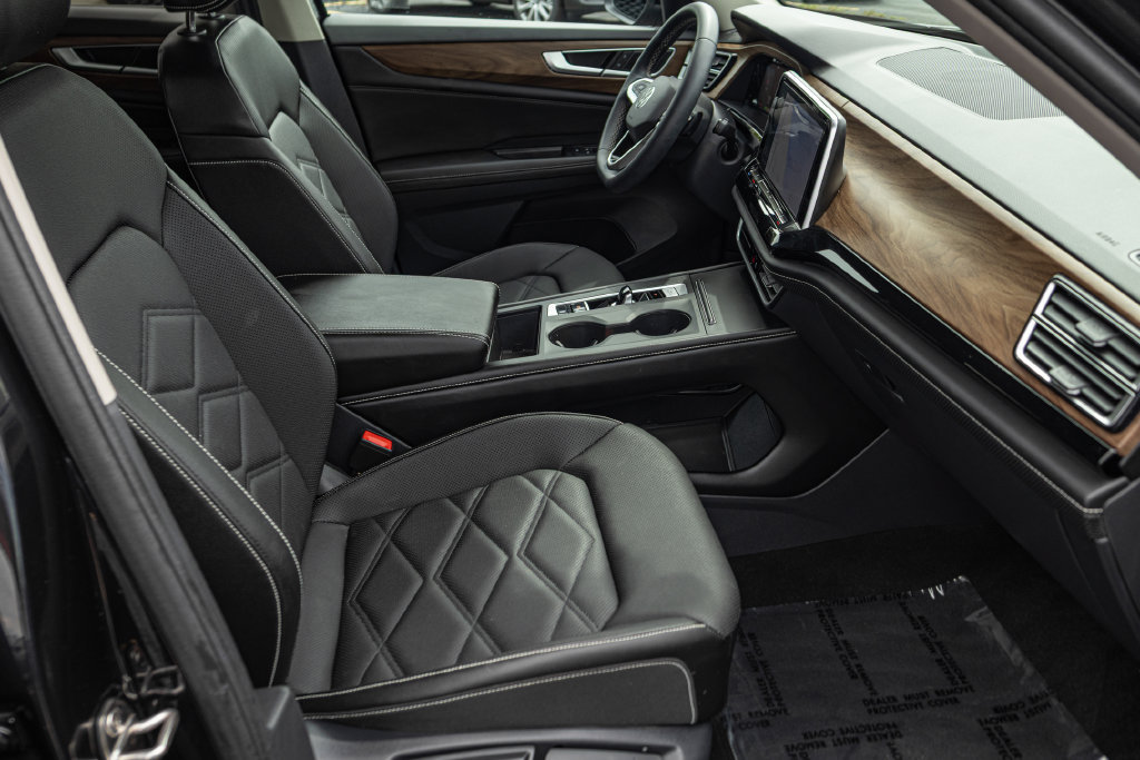 Certified 2024 Volkswagen Atlas SE AWD/4WD image 32