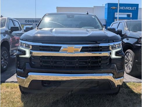 Used 2025 Chevrolet Silverado 1500 LT image 2