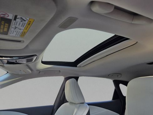 Used 2025 Lexus RX 350 Premium Plus w/ Accessory Package (Z1) FWD image 15