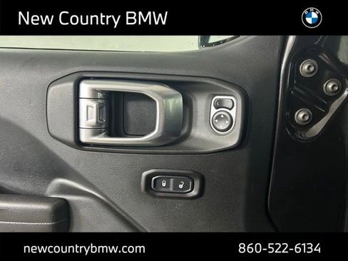 Used 2018 Jeep Wrangler Unlimited Sport S image 10