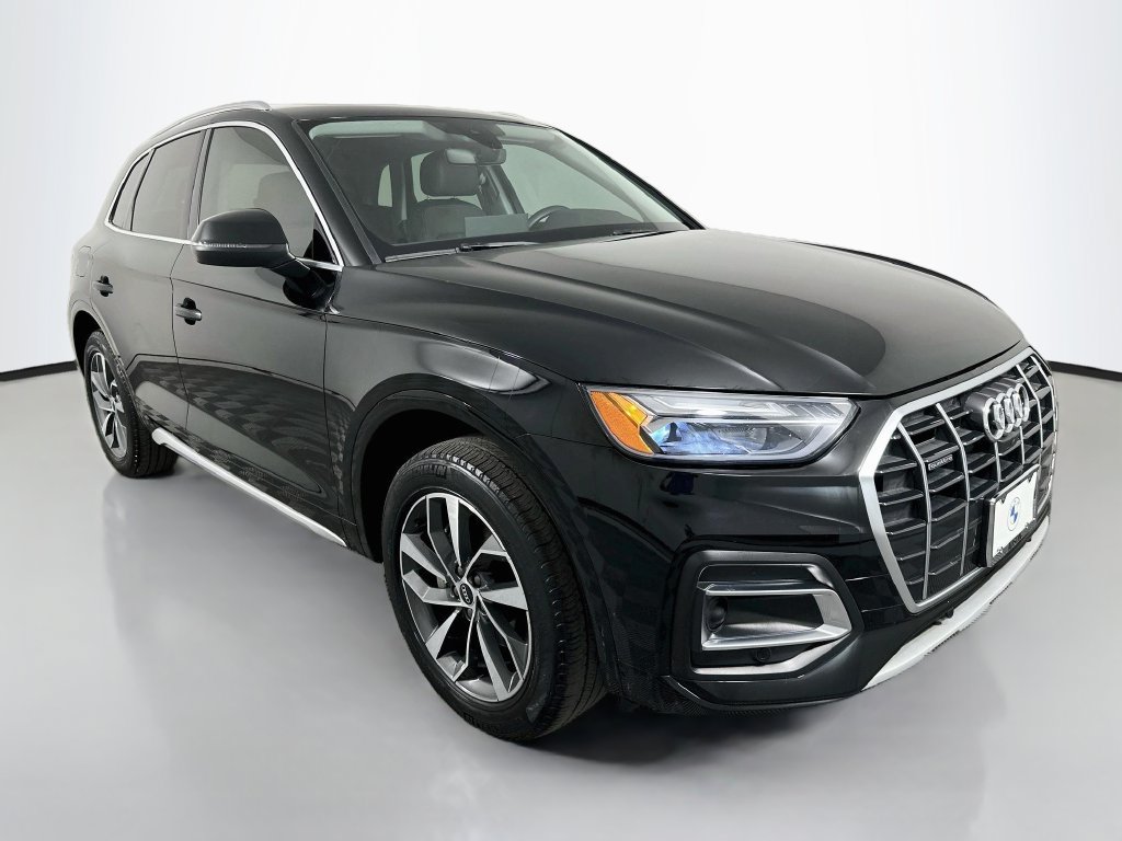 Used 2021 Audi Q5 2.0T Premium Plus w/ Premium Plus Package AWD/4WD image 3