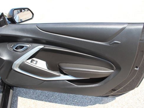 Used 2018 Chevrolet Camaro LT w/ RS Package image 12