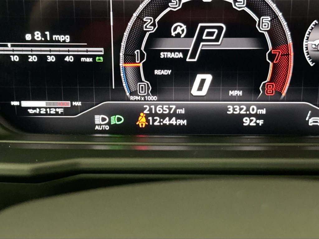 Used 2024 Lamborghini Urus Performante AWD/4WD image 12