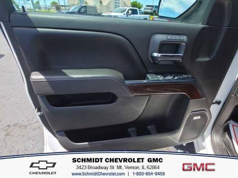 Used 2017 GMC Sierra 1500 SLT w/ SLT Premium Package AWD/4WD image 11