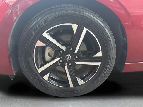 Certified 2024 Nissan Sentra SV FWD image 25