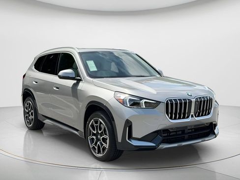 New 2026 BMW X1 xDrive28i w/ Technology Package AWD/4WD image 3
