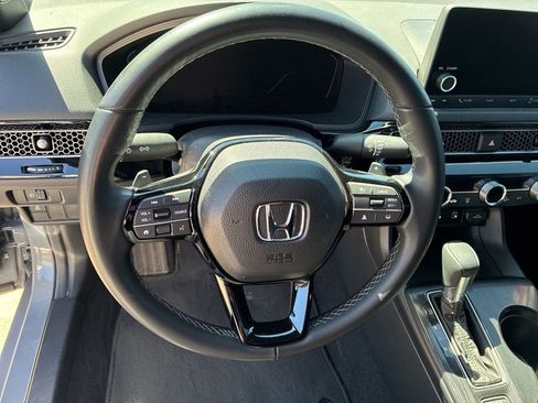 Used 2025 Honda Civic Sport image 15