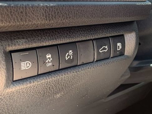 Used 2026 Toyota Camry SE w/ Multimedia Upgrade Package FWD image 32