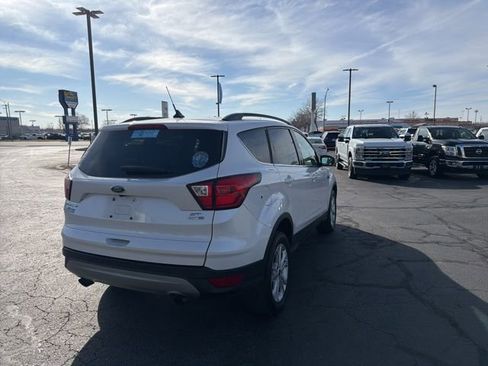 Used 2019 Ford Escape SEL image 8