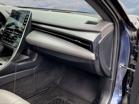 Used 2019 Toyota Avalon Touring w/ Advanced Safety Package FWD image 21
