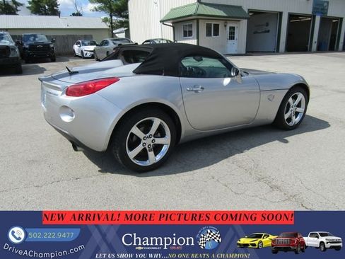 Used 2007 Pontiac Solstice GXP w/ Premium Package RWD image 6