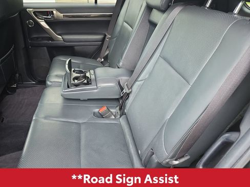 Used 2021 Lexus GX 460 Luxury w/ Accessory Package AWD/4WD image 16
