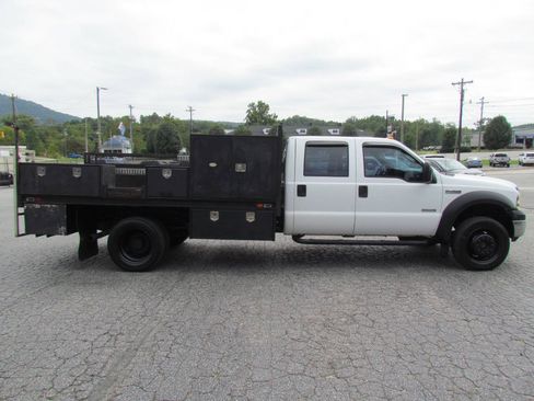 Used 2006 Ford F450 4x4 Crew Cab Super Duty image 6