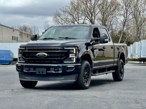 Used 2021 Ford F250 Lariat image 1