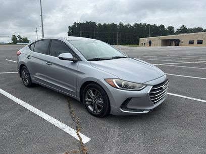 Used 2017 Hyundai Elantra SE
