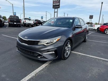 Used 2019 Kia Optima S w/ S Panoramic Sunroof Package