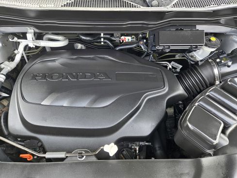 Used 2022 Honda Pilot Touring image 32