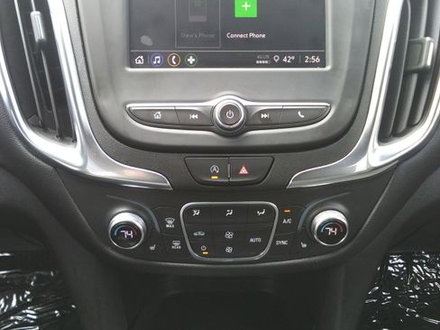 Used 2024 Chevrolet Equinox LT AWD/4WD image 22