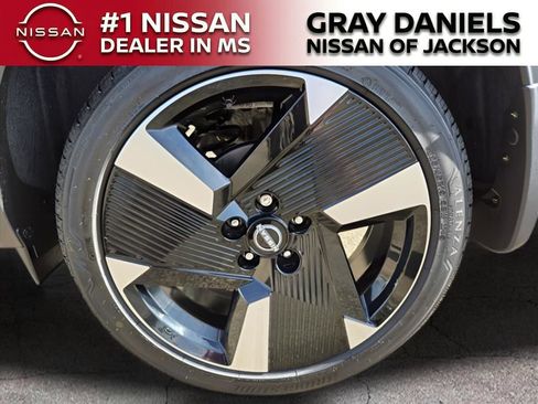 New 2026 Nissan Kicks SR w/ Cold Weather Package image 22