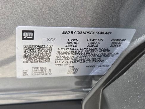 Used 2025 Chevrolet Trax LT w/ LT Convenience Package FWD image 22