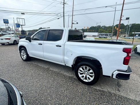 Used 2022 Chevrolet Silverado 1500 Custom RWD image 10