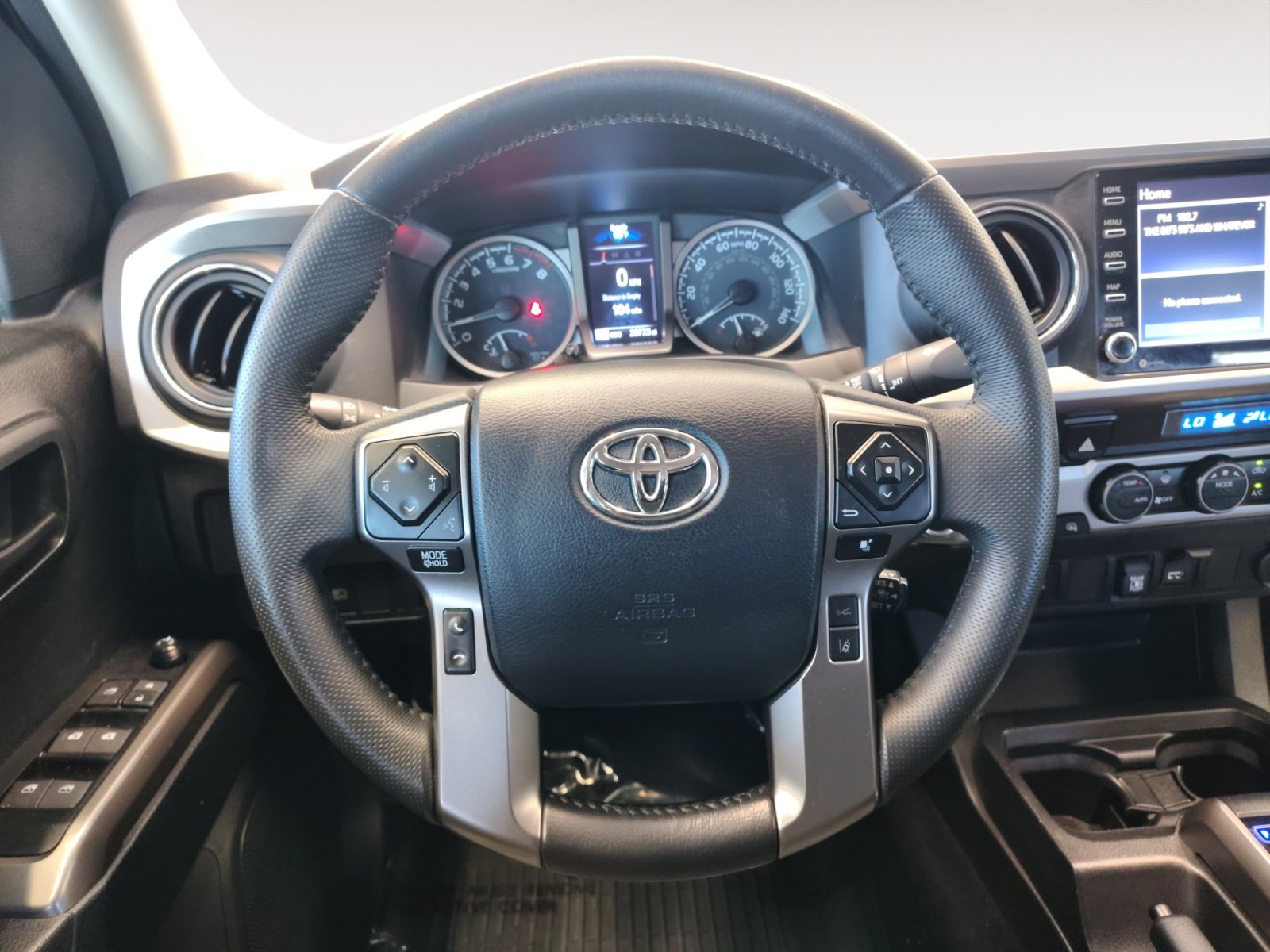 Used 2023 Toyota Tacoma SR5 RWD image 15