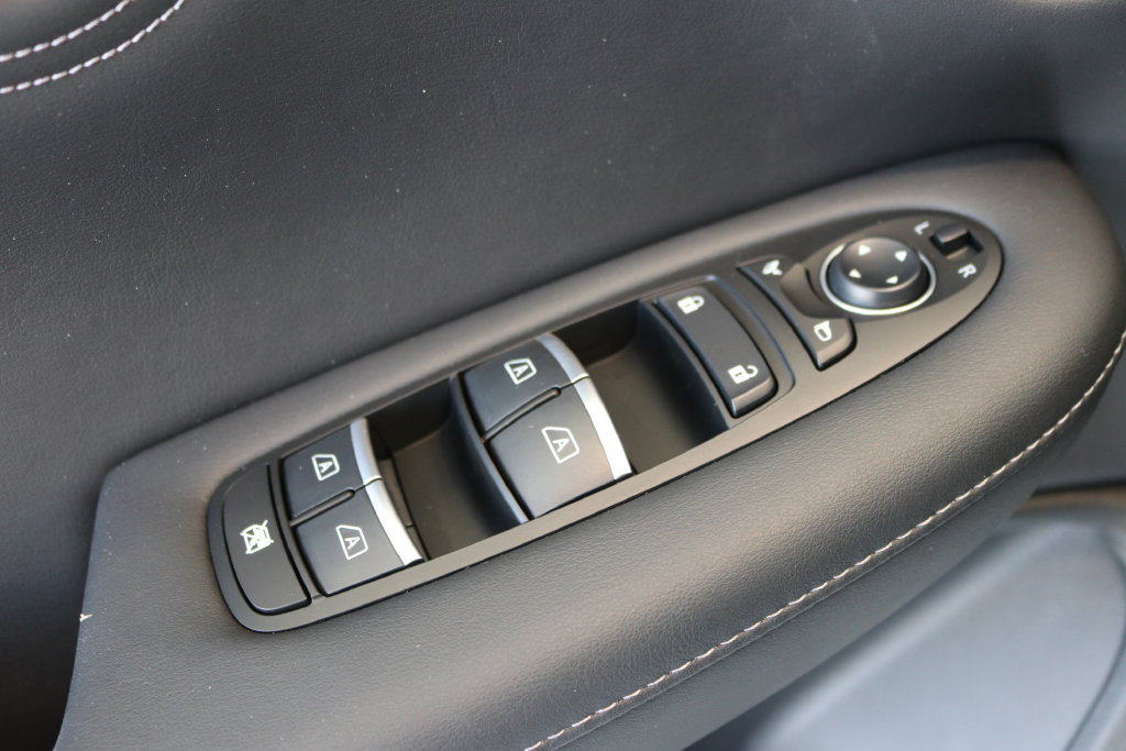 Used 2025 INFINITI QX55 Luxe w/ Cargo Package AWD/4WD image 14