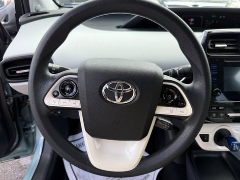 Used 2017 Toyota Prius One FWD image 17
