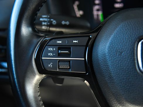 Used 2023 Honda Accord Touring image 34