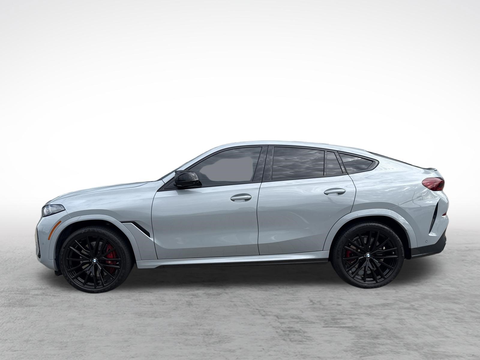 Used 2024 BMW X6 M60i w/ Dynamic Handling Package AWD/4WD image 5