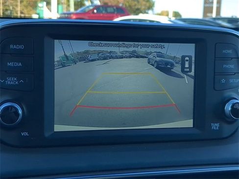 Used 2020 Hyundai Santa Fe SEL image 19