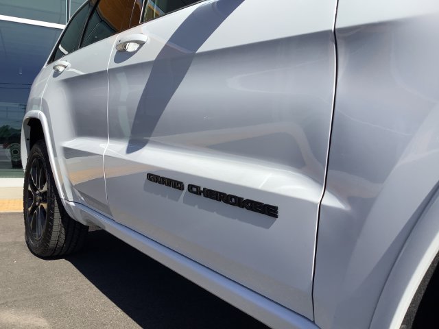 Used 2020 Jeep Grand Cherokee Altitude AWD/4WD image 41