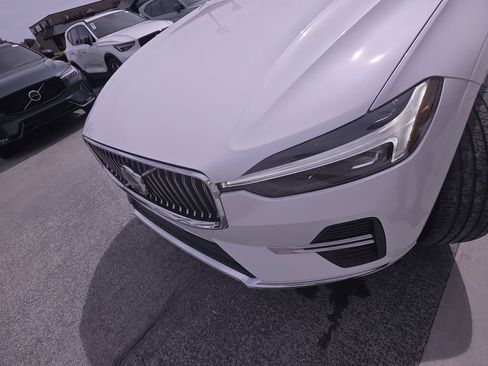 Used 2022 Volvo XC60 B5 Inscription w/ Advanced Package AWD/4WD image 37